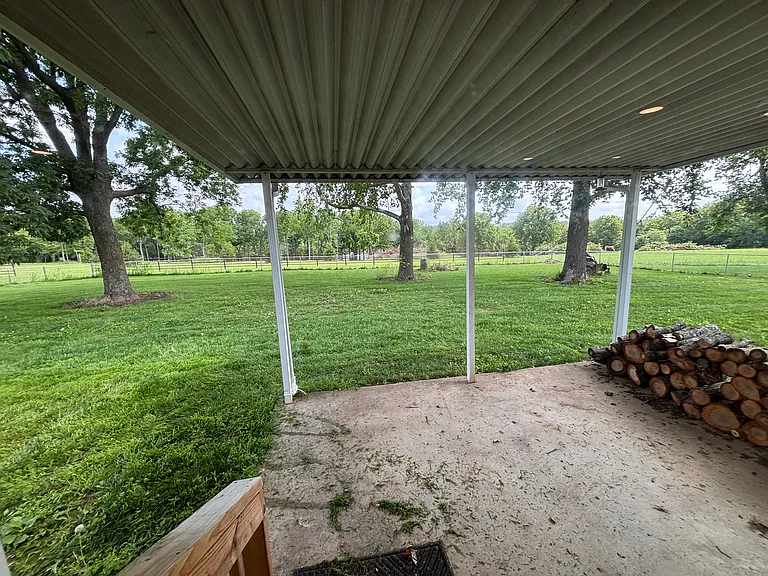 8241 W Farm Road 94 — Photo 15