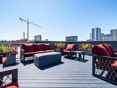 Rowhaus Apartments