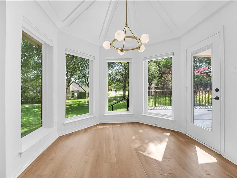610 Timber Way — Photo 16