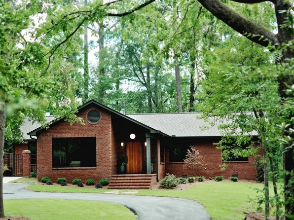 207 McLaurin Dr, Oxford, MS 38655