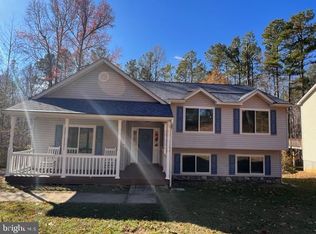 1176 Garner Dr, King George, VA 22485