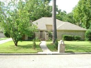 2002 Lakeville Dr, Humble, TX 77339