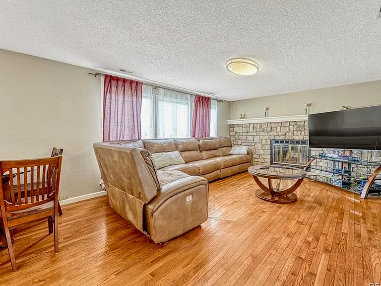 18243 E Adriatic Pl — Photo 8
