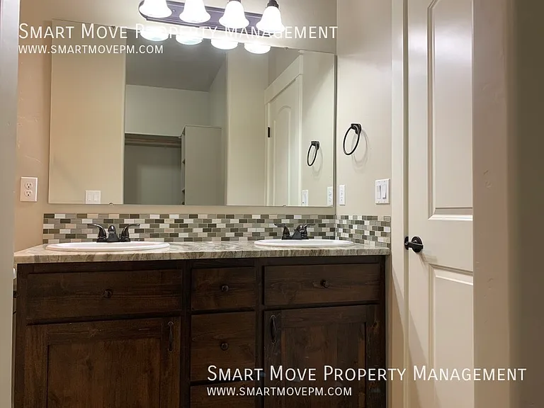 9445 W Woodland Dr — Photo 11