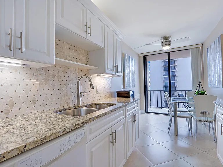4200 N Ocean Dr #2-802 — Photo 12