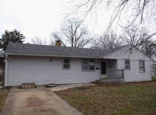 1346 SW Indian Trl, Topeka, KS 66604