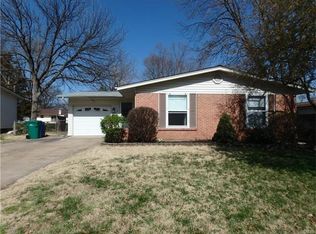 1425 Jackson Ln, Florissant, MO