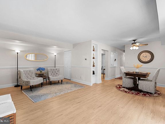 5th image of 12717 Gordon Blvd APT 115A