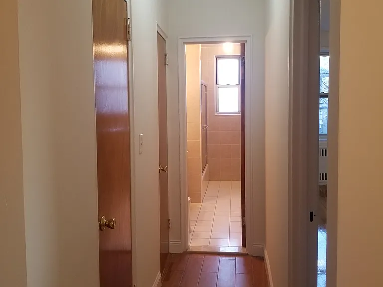 1 74th St #3G — Photo 6