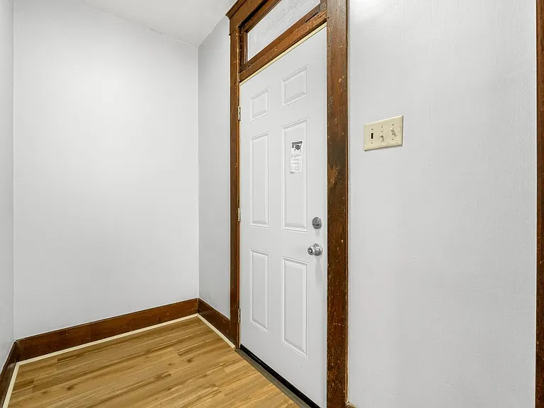 2118 Webster St — Photo 26