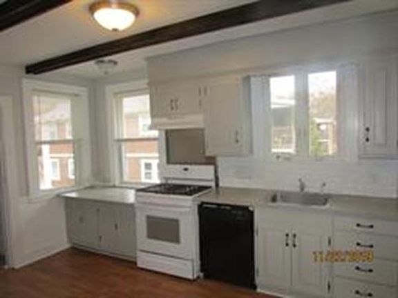 3rd image of 292 Harvard St #2