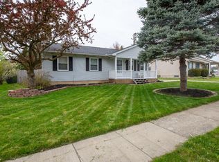 909 Jones St, Howell, MI 48843