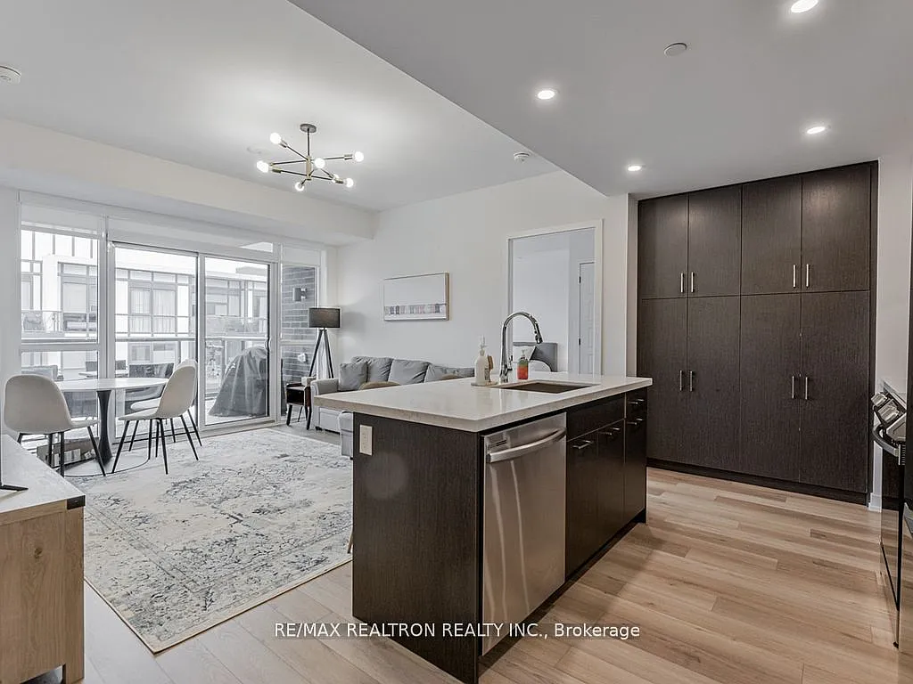 2 bed, $2,400 — Photo 1