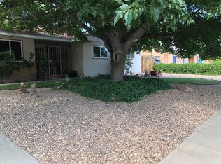 20 Garden Park Cir NW, Albuquerque, NM 87107