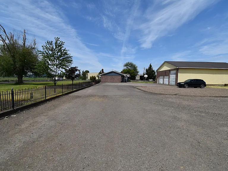 35725 Engle Rd SE — Photo 9