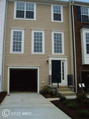 1st image of 46048 Gooseneck Dr