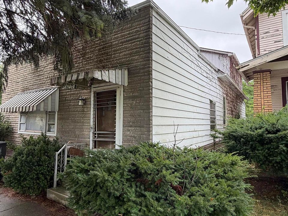 1st image of 3237 Maple St