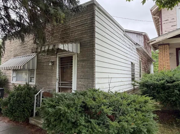 3237 Maple St, Toledo, OH 43608