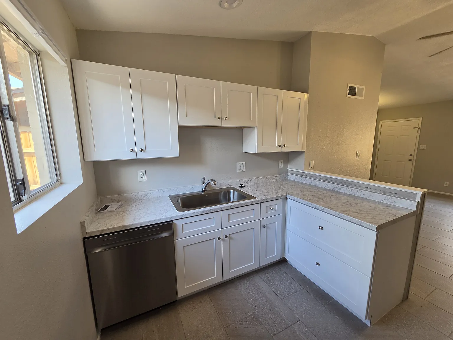 P399 6245 E. Glencove Cir. - 3 — Photo 4