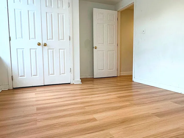 200 Stanbridge St #2 — Photo 6