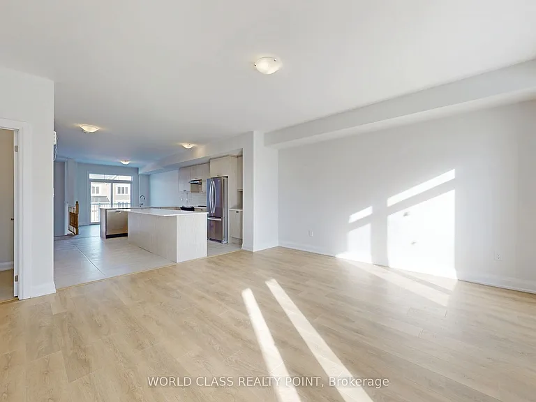 133 Seguin St — Photo 7