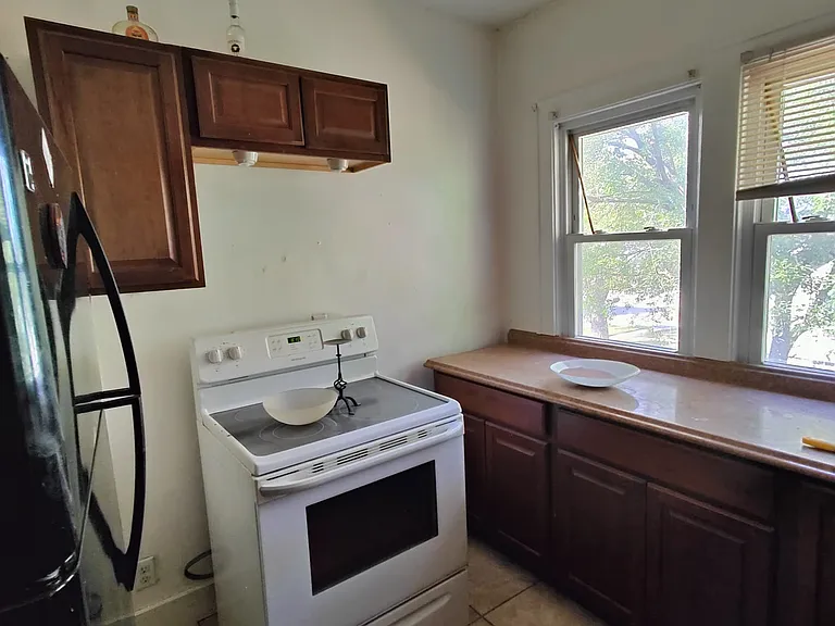 35010 Elm St #2 — Photo 4