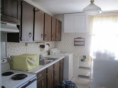 3rd image of 385 Kenna Homes