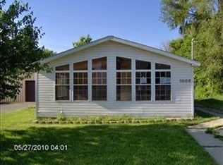 1008 W Allegan St, Martin, MI 49070