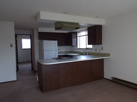 2nd image of 6130 N Lidgerwood St APT 314