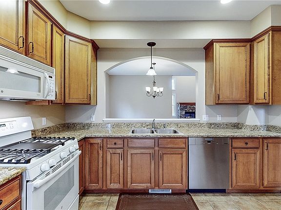 4th image of 101 Stonecreek Dr