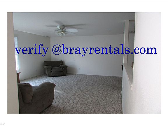 1125 Belford Ave- A-wm-livingroom