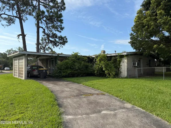 7606 CONTOUR Drive, Jacksonville, FL 32221