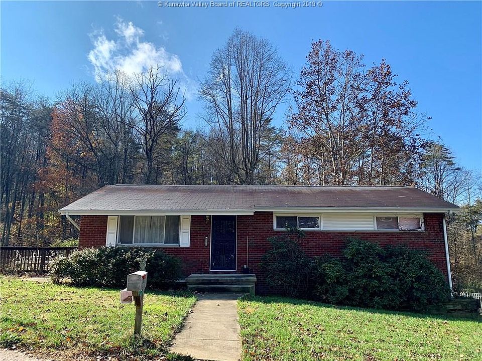 1st image of 110 Savilla Ln