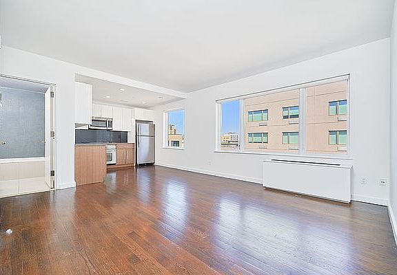 4th image of 1209 Dekalb Ave APT 206