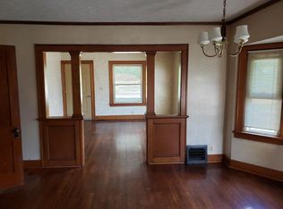 135 W Main St, Apple Creek, OH 44606