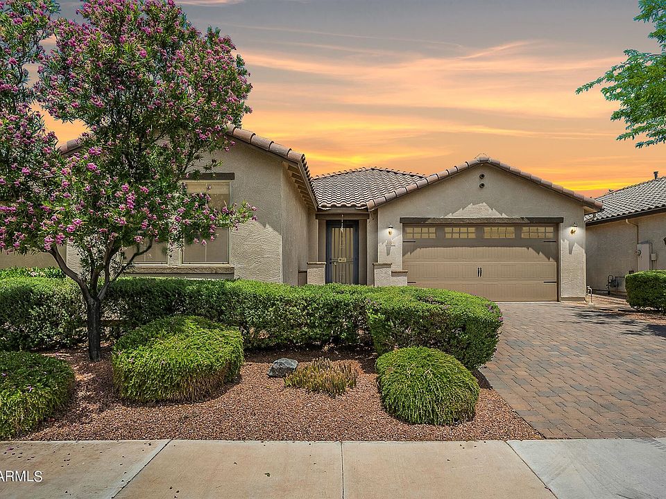 1st image of 3926 E Constitution Dr