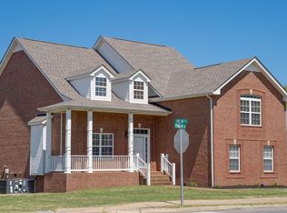 312 Stadium Dr, White House, TN 37188