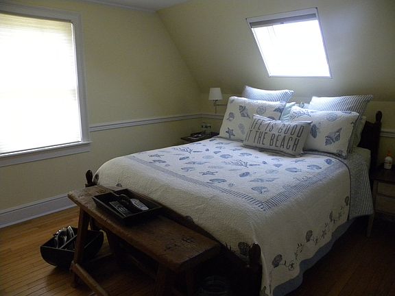 5th image of 8 McGuirk St
