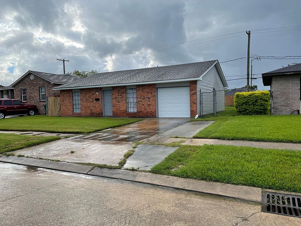 1st image of 368 Federal Dr
