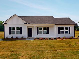 102 Kendall Farms Dr, Goldsboro, NC 27534