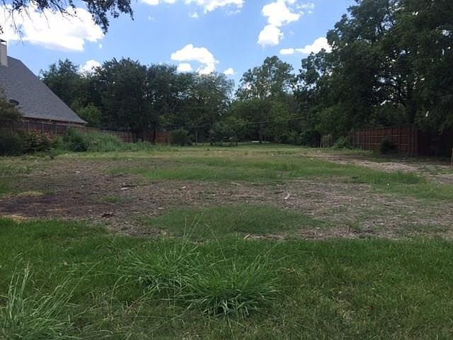 2nd image of 5838 Meaders Ln