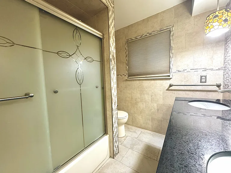 2868 Groves Dr — Photo 25