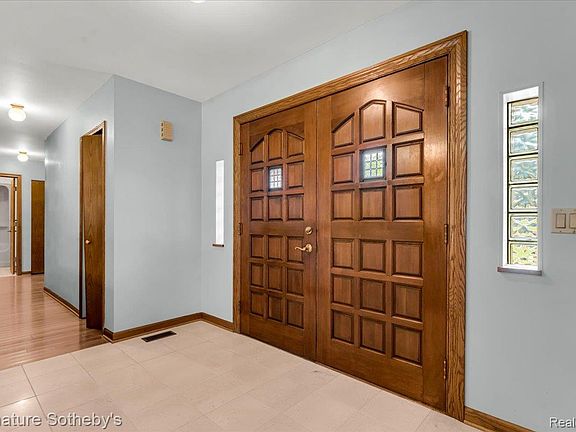 4th image of 26820 Alray St