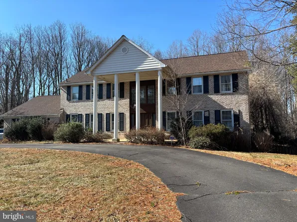 9433 Brian Jac Ln, Great Falls, VA 22066