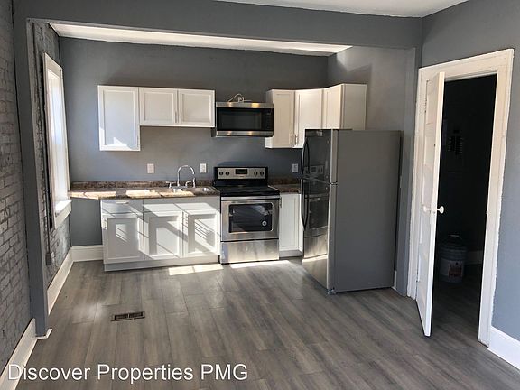 3rd image of 471 N State Ave #11