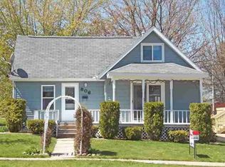 806 S Peach Ave, Marshfield, WI 54449