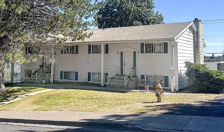225 NW Timothy St #N — Photo 1