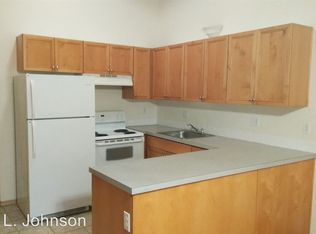 678 SE Hogan Rd APT 303, Gresham, OR 97080