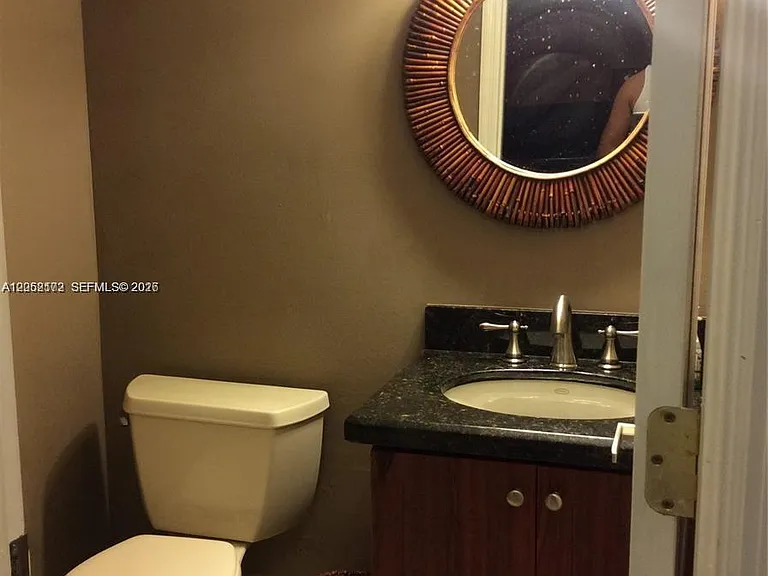 1800 Collins Ave #17A — Photo 8