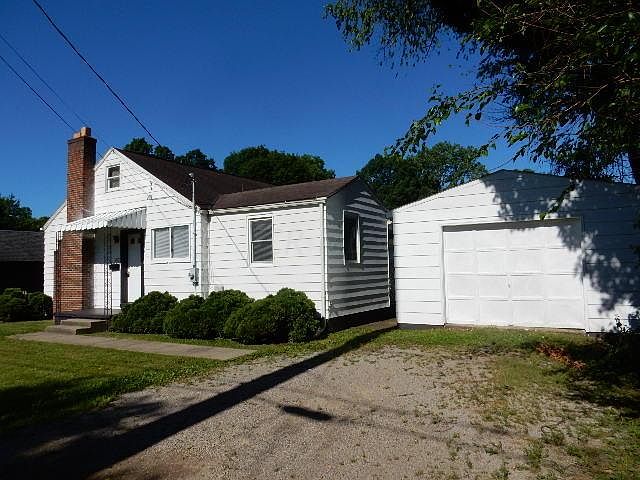 1st image of 103 Whiteheirs St